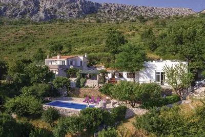 Image de Superbe maison Ă Klis avec WiFi