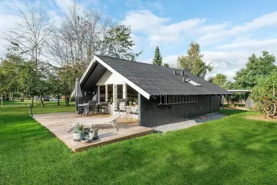 Image de Belle maison de 2 chambres à Løgstør