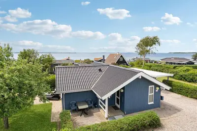 Image de Jolie maison Ă Assens avec WiFi