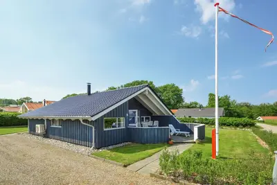 Image de Belle maison à Sjølund avec sauna