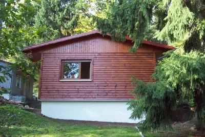 Image de Maison de vacances avec jardin sur la forêt