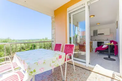 Image de Appartements Kažimir (45981-A1) - Necujam - île de Solta