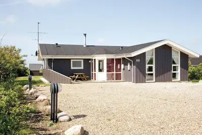 Image de Superbe maison à Vestervig avec sauna