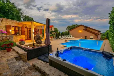 Image de Superbe maison Ă Krivodol avec sauna