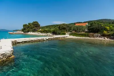 Image de Maison Sage (14741-K1) - Tkon - île de Pasman