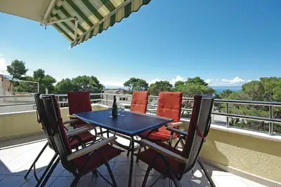Image de Bel appartement à Makarska avec WiFi