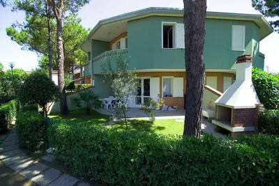 Appartement de vacances avec jardin et air conditionné