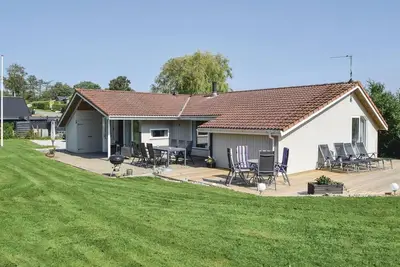 Image de Belle maison à Børkop avec sauna