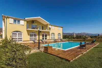 Image de Superbe appartement de 2 chambres à.