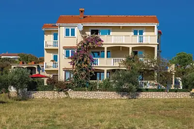 Image de Bel appartement à Povljana