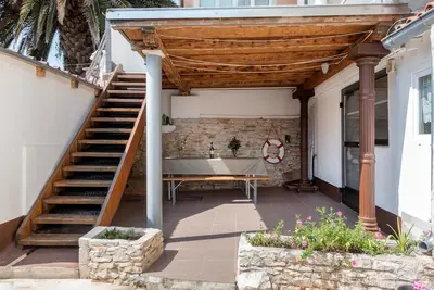 Image de Superbe appartement à Liznjan avec WiFi