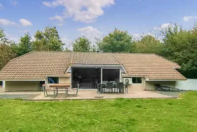 Image de Superbe maison à Oksbøl avec sauna