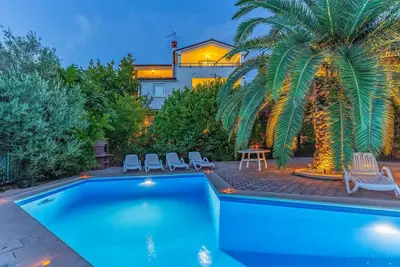 Image de Superbe appartement de 3 chambres à.