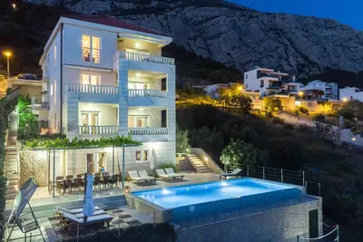 Image de Maison confortable à Makarska avec.