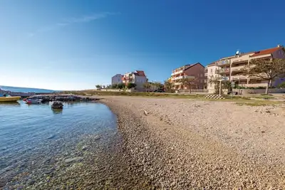 Image de Bel appartement à Povljana