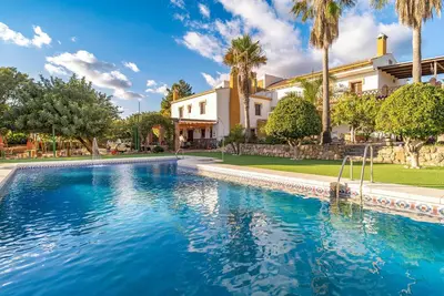 Image de Superbe maison de 9 chambres à Periana