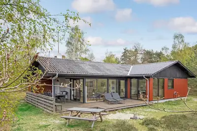 Image de Belle maison Ă Aakirkeby avec WiFi