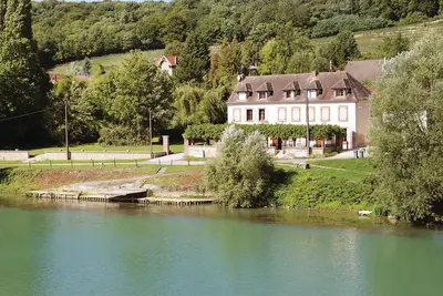 Image de Magnifique maison de 4 chambres à.