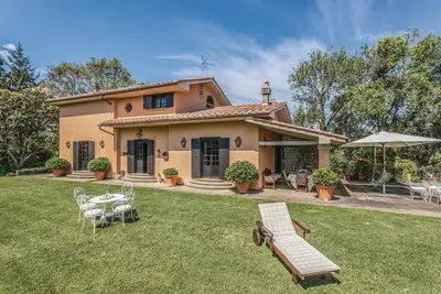 Image de Maison confortable à Soriano nel.