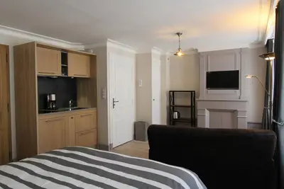Image de Studio lumineux à Granville avec Wifi inclus