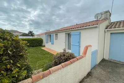 Image de Charmant pavillon avec jardin clos, terrasse, et tout confort, à 950m de la plage des Sables-d'Olonne