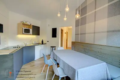 Image de Appartement familiale confortable et lumieux skis aux pieds
