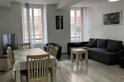 Image de Appartement spacieux au cœur de Cauterets, 6 pers, 3 pièces, tout équipé, proche station et parking