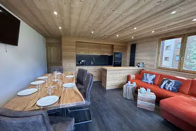 Image de Appartement cosy 8 pers à Méribel, face télésiège, balcon Sud-Ouest, proche commerces et navette