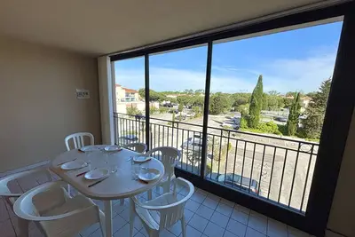 Image de Appartement 2 pièces + cabine, 6 couchages, proche plage, parking