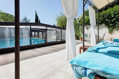 Image de Homerez - Villa Provençale avec Piscine à Barbentane