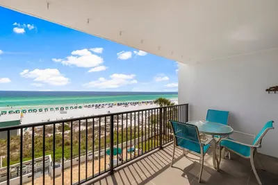 Image de Direct Beachfront | Coup de coeur en famille | Services à gogo!