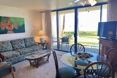 Image de Sugar Beach une chambre rez de chaussée Ocean Front Condo 4 personnes # 132