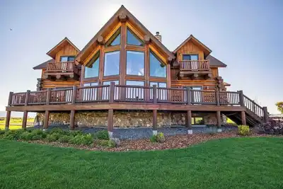 Image de Teton Summit View Log Home dans les montagnes