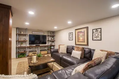 Image de Palm Bay Club Unité # 322 Lg Bay Front Unit. Unité complètement mise à jour