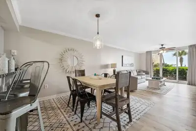 Image de 1er étage - Fab Decor! Direct Beachfront - Vente 20% de réduction! Agréments!