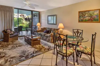 Image de Ground Floor w/Tropical Décor–Kamaole Sands