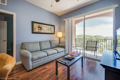 Image de Troisième étage 3 chambres, 2-bain animal sympathique condo près du chalet et de la piscine!