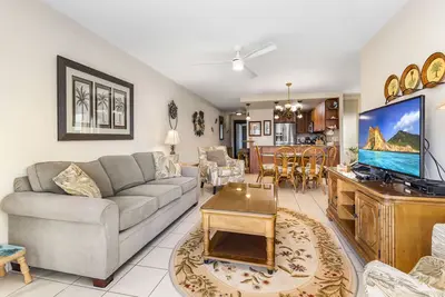 Image de Magnifiquement rénové et réaménagé 2bd / 2ba condo avec vue sur le jardin au Kihei Akahi. C-519