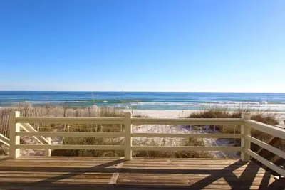 Image de Seawinds 1-Juste annulé du 13 au 20 juillet, minimum de 3 nuits requis! Front de mer 4bd w / vue sur le golfe! Accès à la plage priv��e! !