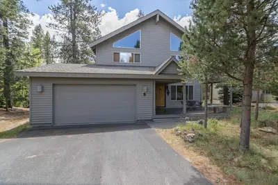 Image de Spa privatif, vélos, navette de ski gratuite - Nouvel A / C- 8 Passes Sharc ILLIMITÉS!