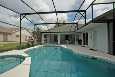Image de 4 Br / 3 Ba orlando maison de vacances à Clermont, Bbq Grill, Wifi gratuit! !