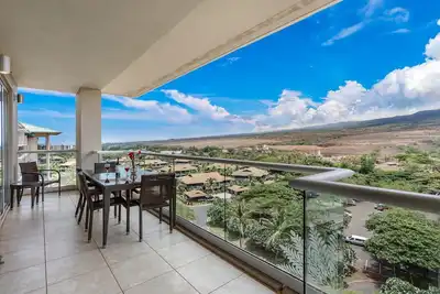 Image de Maui Resort Rentals: Honua Kai Hokulani 1022 - Grand étage supérieur 2br avec vue sur la montagne et vue partielle sur l'océan!