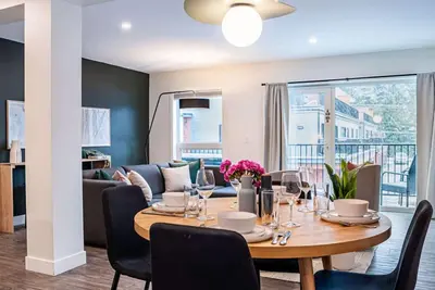 Image de Powder Village Retreat: tout nouveau condo à proximité de la station de ski