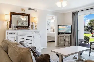 Image de Unité 117 - Rénové récemment avec service de plage Gratuit