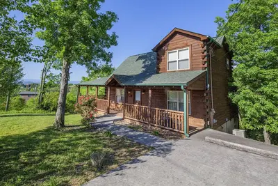 Image de Bear Hugs - Great Cabin!