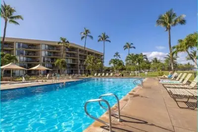 Image de Spécial été! Maui Sunset 302b, 1 Br, 2 Ba, vue partielle sur l'océan!