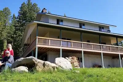 Image de The Hide Out On Pratt Mountain \"hors de la grille\" aventure depuis 1845