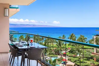 Image de Maui Resort Rentals: Honua Kai Konea 609 - Grande cour intérieure du 6ème étage avec vue imprenable sur l'océan!