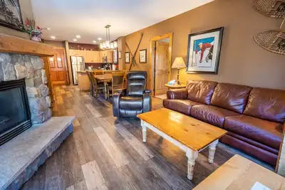 Image de Condo spacieux d'angle, 2 balcons, 2 très grands lits, promenade jusqu'à la télécabine, Wifi gratuit