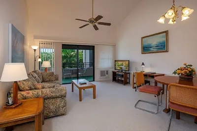 Image de Condo d'une chambre au Kihei Bay Vista, pour 4 personnes. D-204